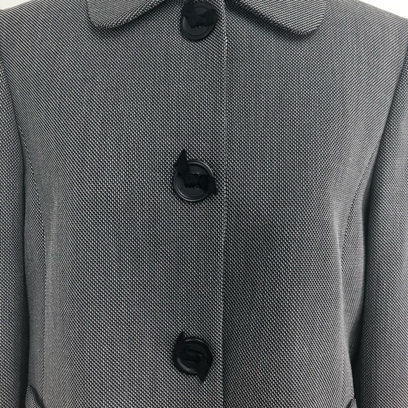Tahari Arthur S. Levine Button Front Jacket - 8 - Picture 6 of 15